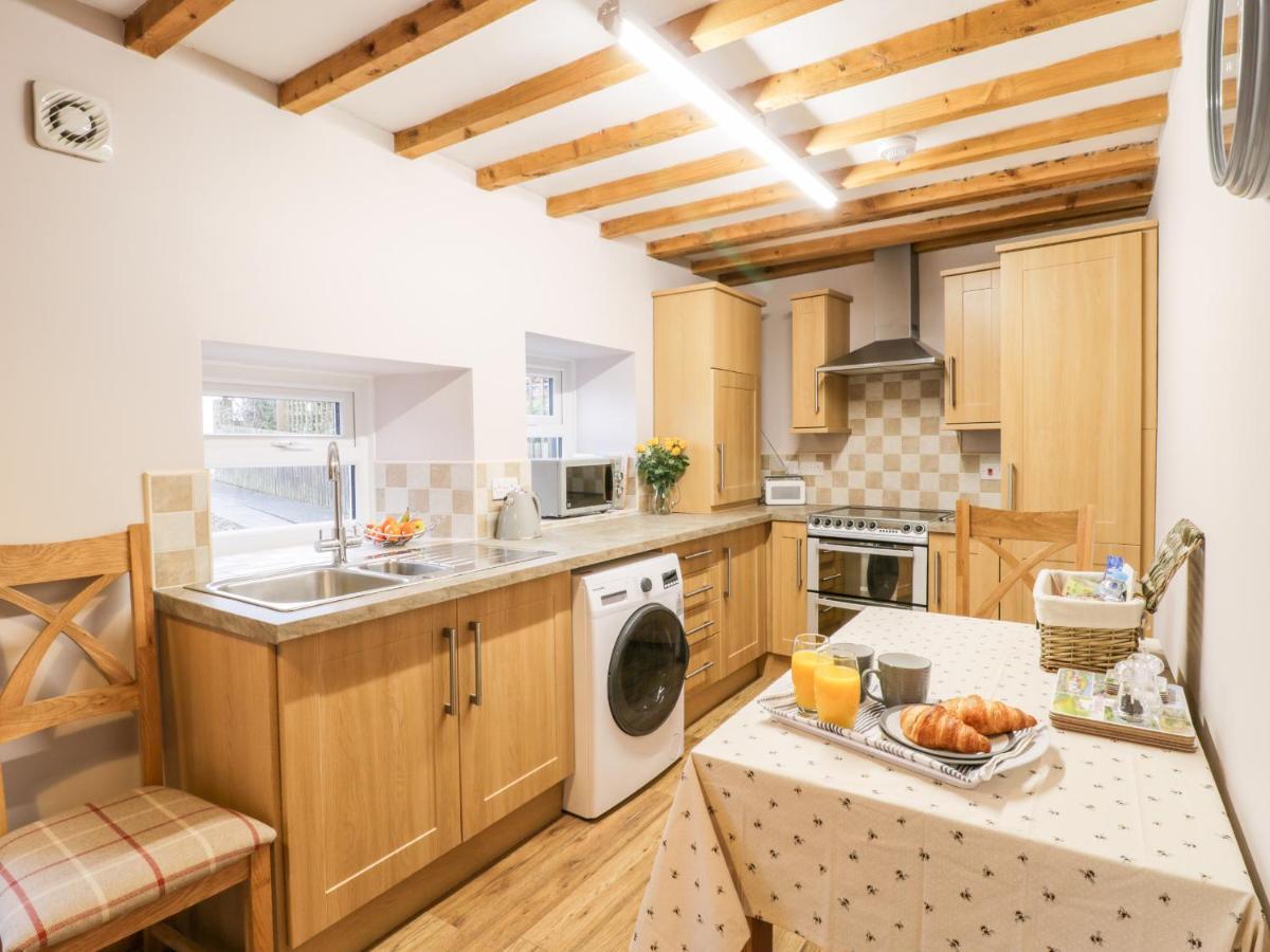 Barnaby Cottage Yarm Extérieur photo
