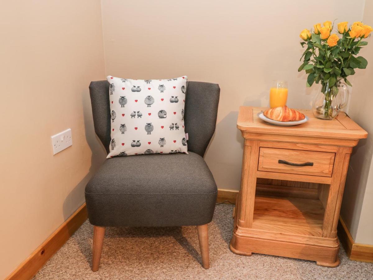 Barnaby Cottage Yarm Extérieur photo