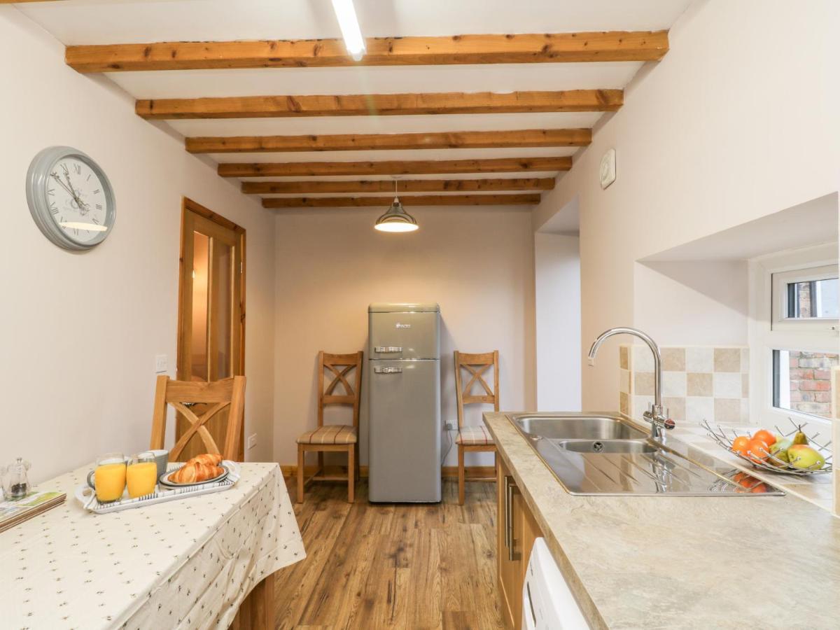 Barnaby Cottage Yarm Extérieur photo