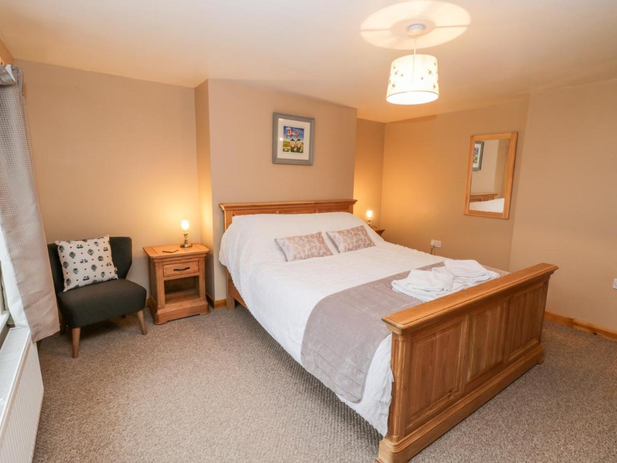 Barnaby Cottage Yarm Extérieur photo